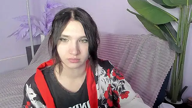Kitty_Blondie webcam