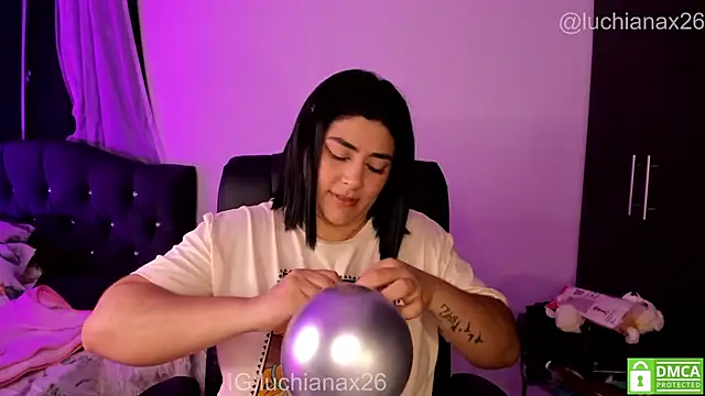 lucy26_ webcam