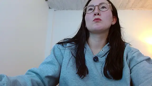 Elle_Lee_