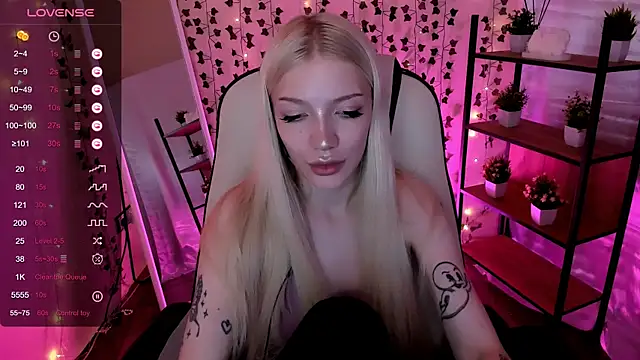 AnyaTaylor_
