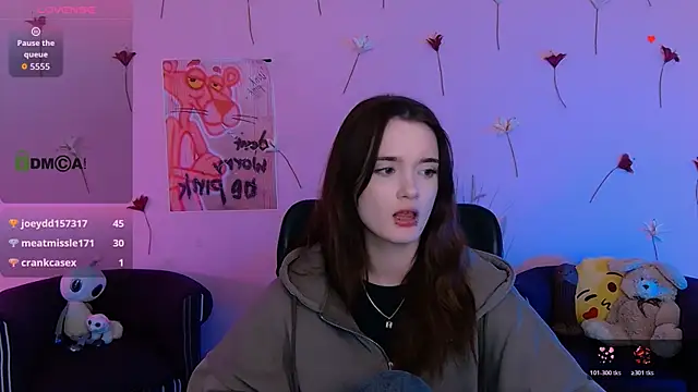 liana_kisses webcam