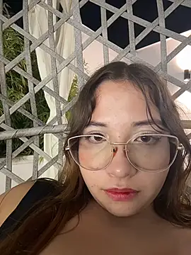 AliciaWhite_nt webcam