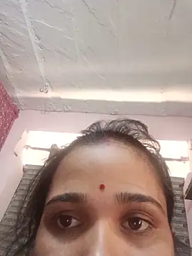 Deepjakolirr webcam