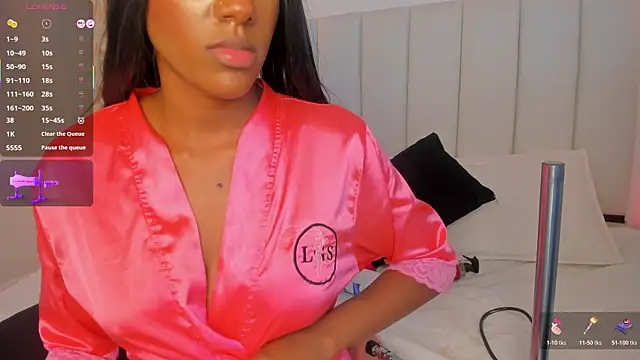 Megan_Brunette2