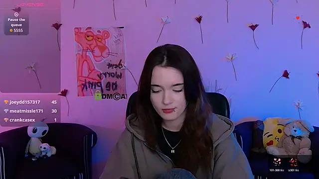 liana_kisses webcam