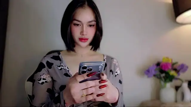 Anna_HollyDoll webcam