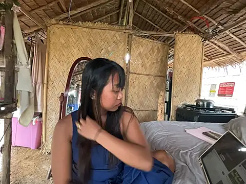 Juliet_official_pro webcam