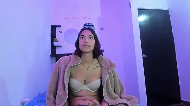 sapphire_brown20 (F young) - show ass