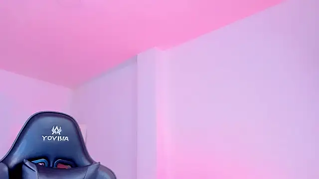 sophierooy22 webcam