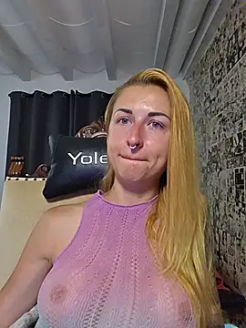 kylie_blck's room