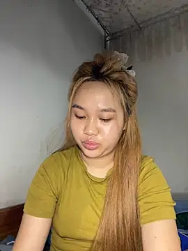 Almira6868 webcam