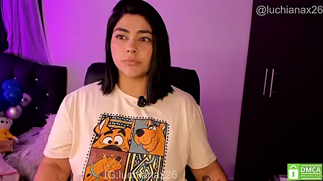 lucy26_ webcam