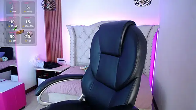 Elizabeth_Evans1 webcam