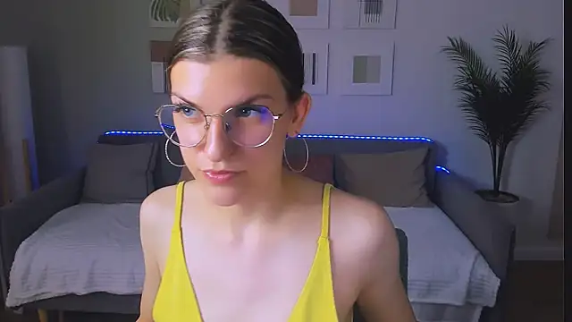 AnnaThorne webcam
