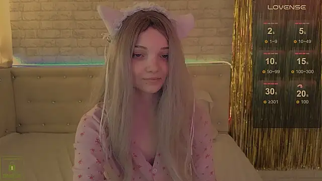 AnimeAlica18 webcam