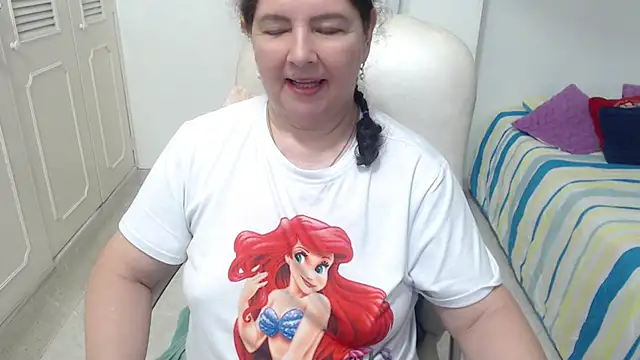 leonela_69 webcam