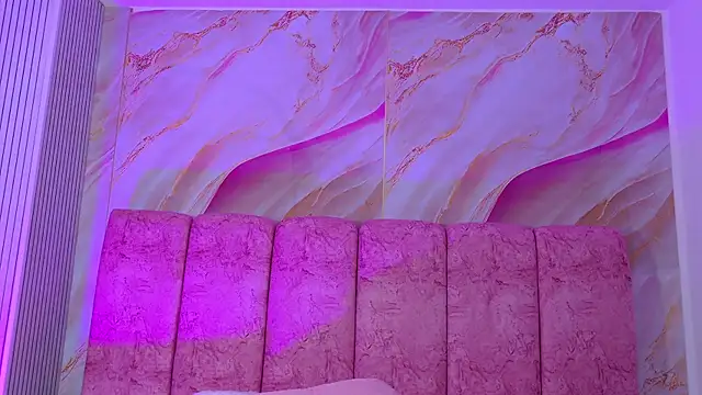 emmacurvy - Emmacurvy's free webcam - UK Sex Cams
