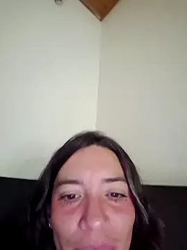 loveuu-bae webcam