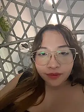 AliciaWhite_nt webcam