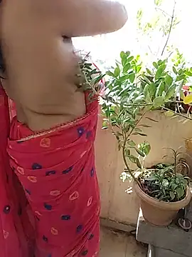 kaamuk_shweta webcam