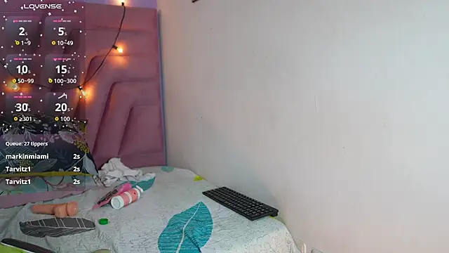 naughtyyindiann webcam