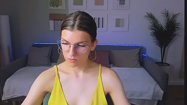 AnnaThorne webcam