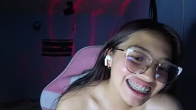 nina_hot59 webcam