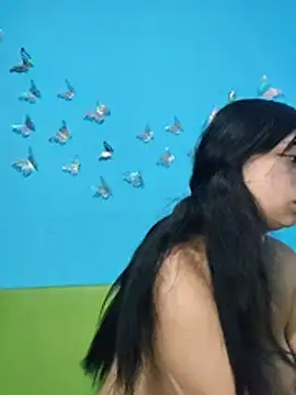Evelyn_pink1 webcam