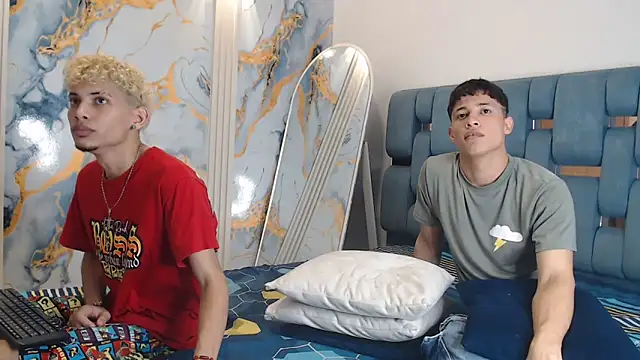 YOUNG_BOYS_HELL live cam