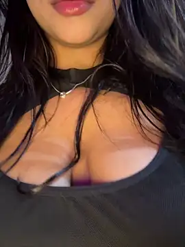 BellaRicciX_X webcam
