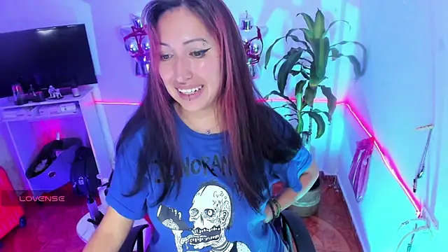 LucyStrike_ webcam