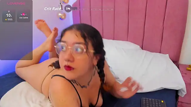 Niaa_Stark webcam