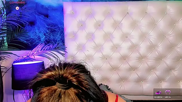 Keira_Fox31 webcam