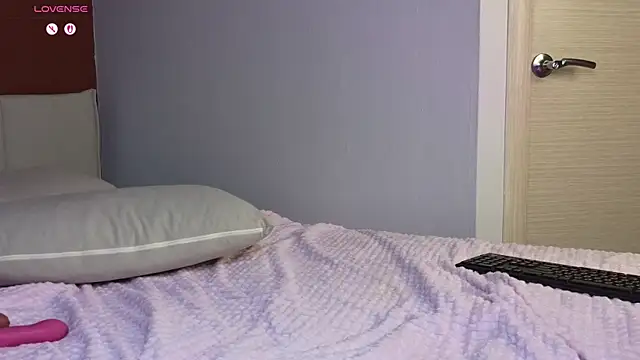 TonyaMeow webcam