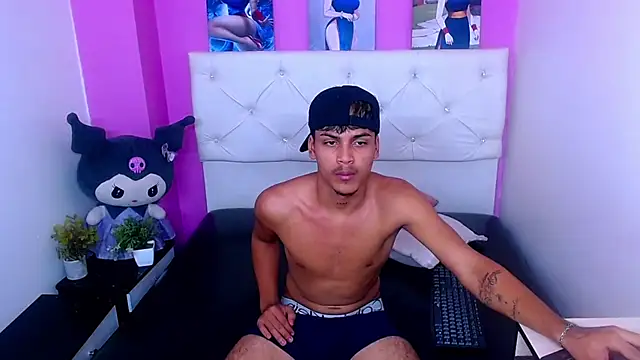 Angel_foxc13 webcam
