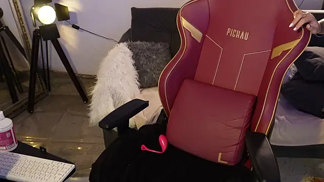 LauraColour webcam