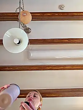 kylie_blck webcam