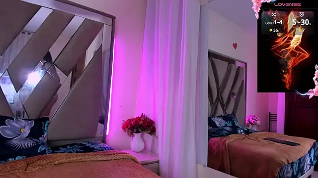 casey_lorens - Casey_lorens's free webcam - UK Sex Cams