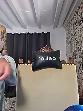 kylie_blck webcam