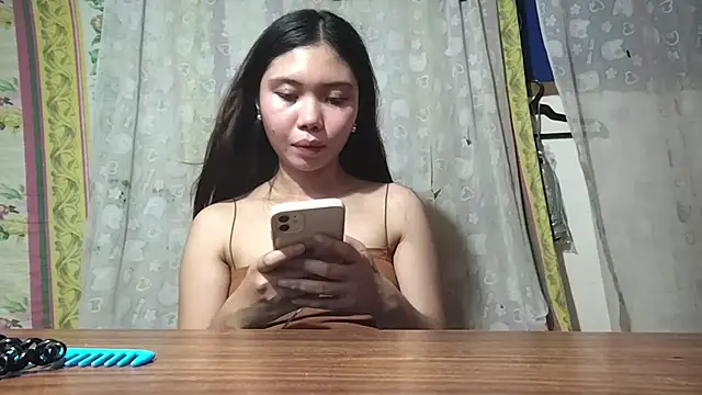 RegenaKhanponaphan webcam
