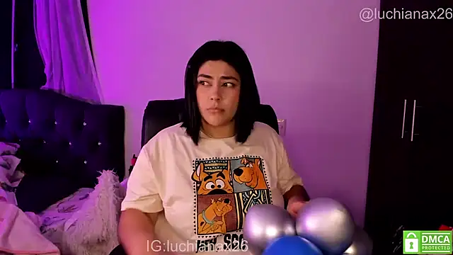 lucy26_ webcam