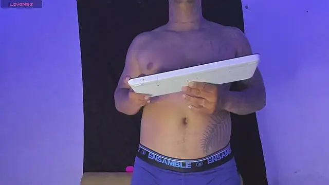 LucassFoster webcam