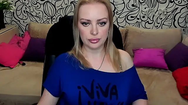 Hotdreamhere webcam