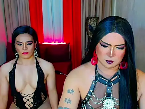 Incredible_Shemale webcam