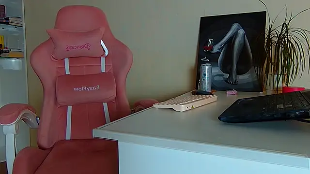 Jules_Queen webcam