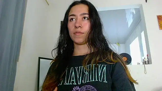 Maam_Ine webcam