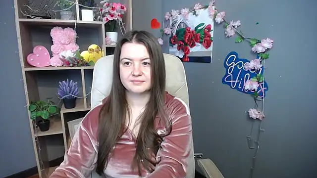 MavkaCute webcam