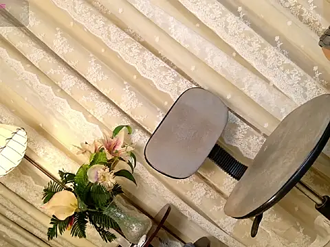 PrettyStranger webcam