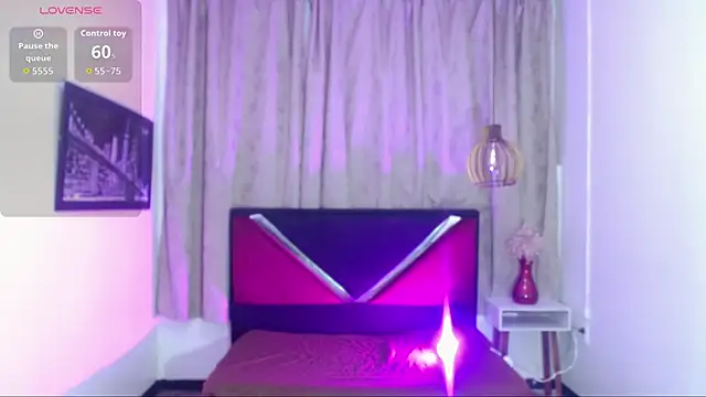luisa__torres webcam