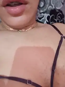 kamilia_sexyy webcam